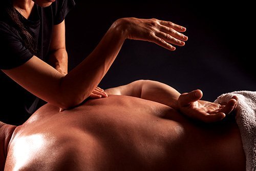 full body massage<br />
