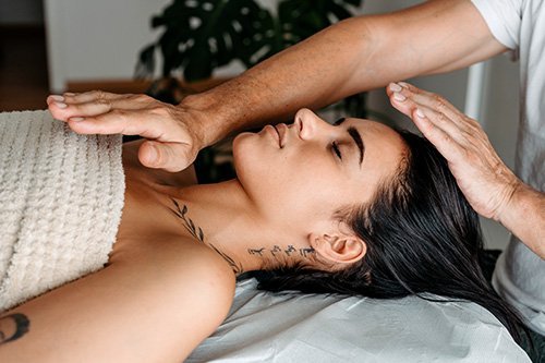 full body massage<br />
